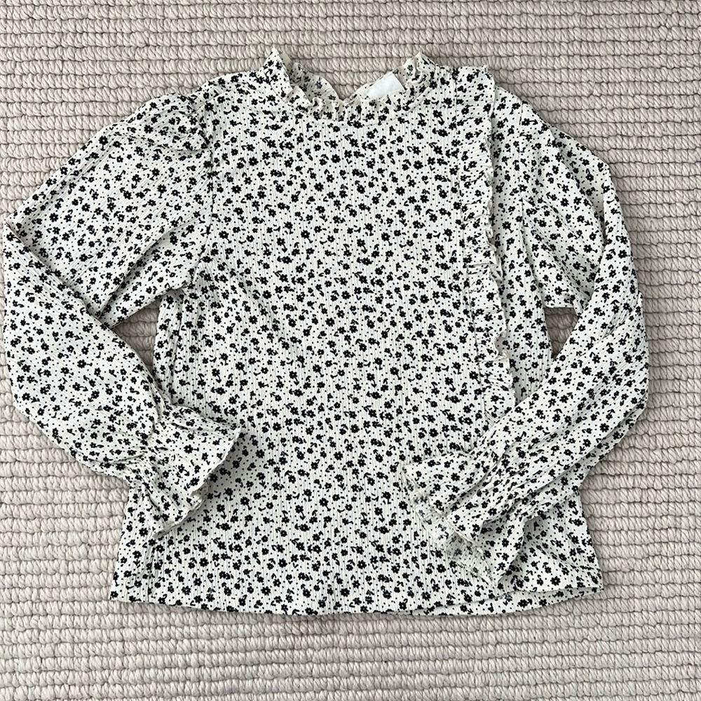 Zara girls ruffle neck black and white ditsy floral blouse